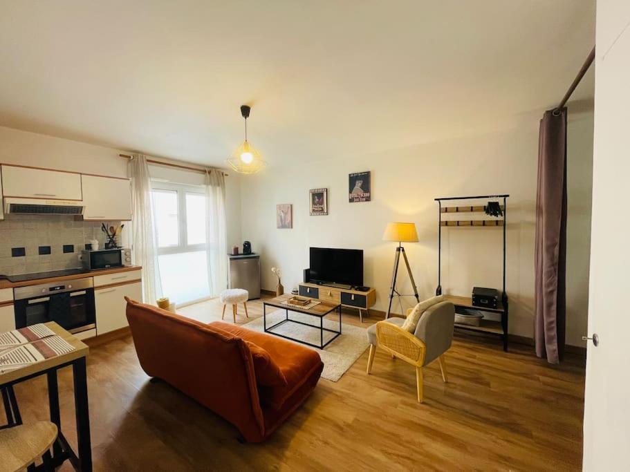 Bel Appartement Lumineux - 2 Voyageurs ルマン エクステリア 写真